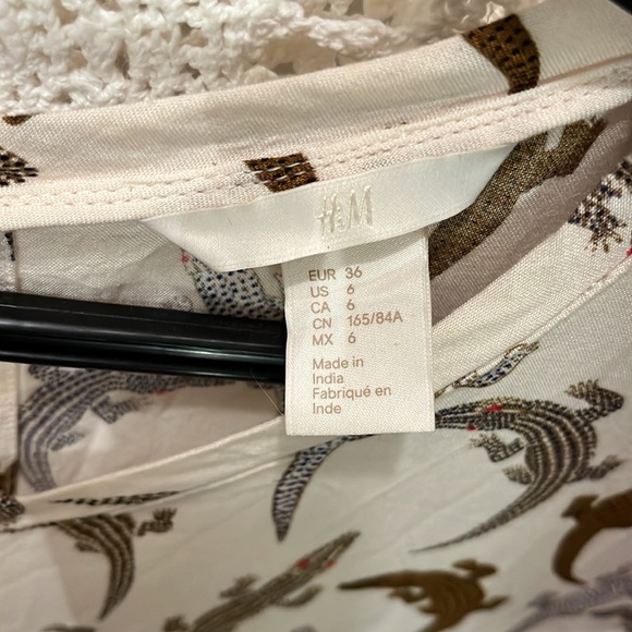 H&M Alligator Dress 🐊 - Picture 2 of 7